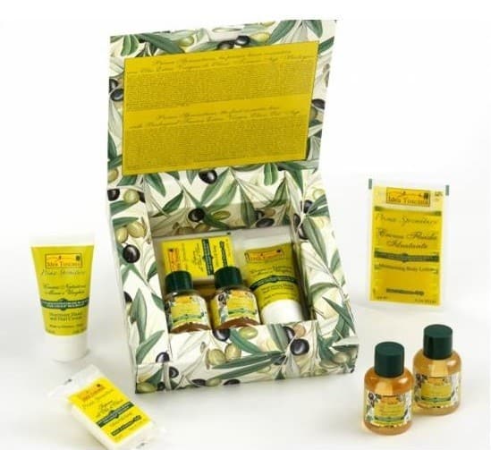 Farmhouse peretti cosmetics